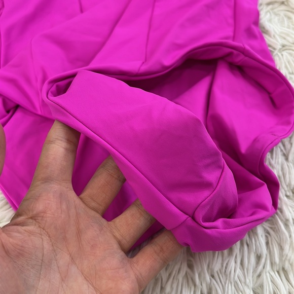 BECCA Color Coded One Piece Swimsuit Plunging Neck Swimsuit pink - Picture 4 of 9